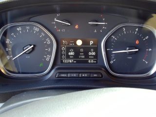 Peugeot Expert Premium Kasten L2H1 2,0 BlueHDi 180 Aut. S&S