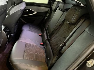 Peugeot 3008 GT Hybrid 145 e-DCS6 360 Vision & Drive Assist, Alcantara