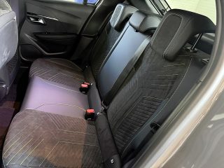 Peugeot 208 Hybrid 110 e-DCS6 GT Vollausstattung
