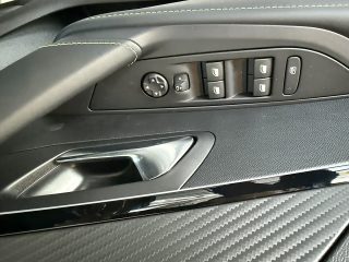Peugeot 208 Hybrid 110 e-DCS6 GT Vollausstattung