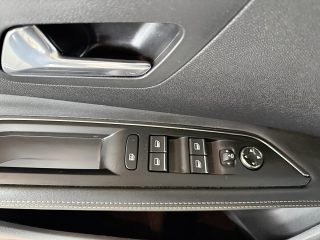 Peugeot 3008 BlueHDi 130 S&S EAT8 GT Pack