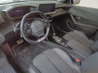 Peugeot 2008 PureTech 130 S&S GT EAT8