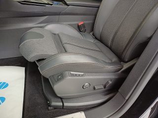 Peugeot 5008 1,5 BHDI 130 6-Gang GT Line elektr. Sitze