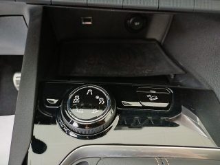 Peugeot 5008 1,5 BHDI 130 6-Gang GT Line elektr. Sitze
