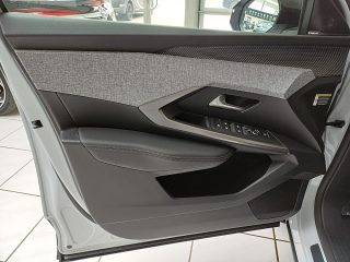 Peugeot 3008 Dual-Elektromotor 325 AWD - Batterie 73 kWh