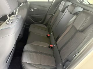 Peugeot 208 Allure PureTech 100 S&S