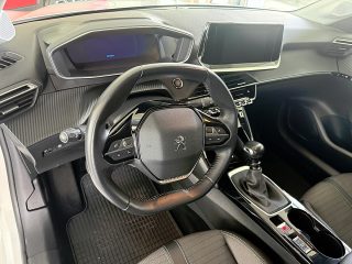 Peugeot 208 Allure PureTech 100 S&S