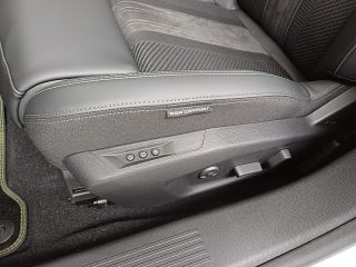 Peugeot 308 SW Hybrid 145 e-DSC6 GT