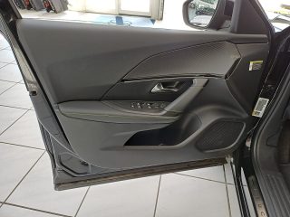 Peugeot 2008 BlueHDi 130 S&S GT Pack EAT8