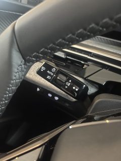 Peugeot 3008 Hybrid 136 E-DCS6 Allure Aut.