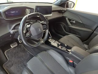 Peugeot 2008 PureTech 130 S&S GT EAT8