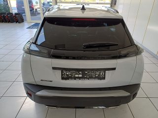 Peugeot 2008 PureTech 130 S&S Allure EAT8
