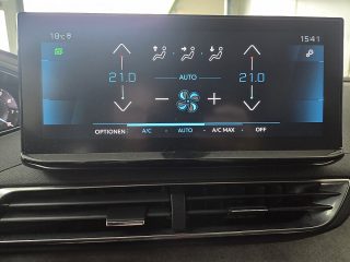 Peugeot 3008 PureTech 130 EAT8 GT