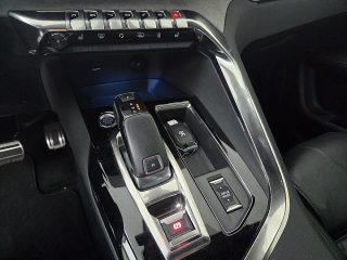 Peugeot 3008 PureTech 130 EAT8 GT
