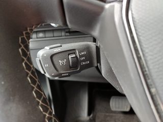 Peugeot 3008 PureTech 130 EAT8 Allure Pack
