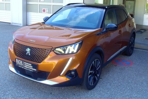 Peugeot e-2008 50kWh GT