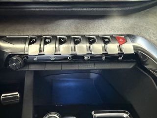 Peugeot 3008 BlueHDi 130 S&S EAT8 GT