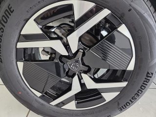 Peugeot 2008 Hybrid 145 e-DCS6 Allure