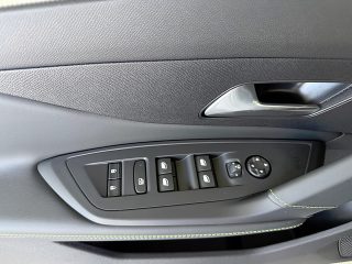 Peugeot 308 Hybrid 145 e-DSC6 GT