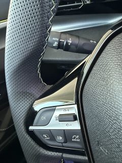 Peugeot 308 Hybrid 145 e-DSC6 GT