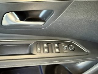 Peugeot 3008 1,2 PureTech 130 S&S EAT6 Allure