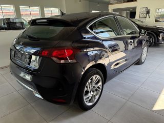 DS Automobiles DS 4 BlueHDi 120 S&S