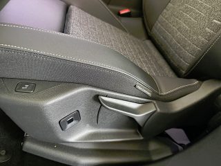 Peugeot 3008 Allure Hybrid 145 e-DCS6