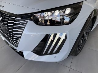 Peugeot 208 Hybrid 110 e-DCS6 GT