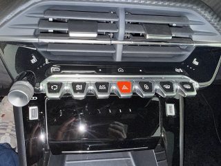 Peugeot 208 Hybrid 110 e-DCS6 GT