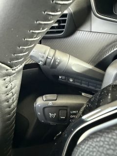 Peugeot 2008 Hybrid 110 e-DCS6 Allure