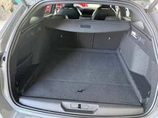 Peugeot 308 SW Hybrid 145 e-DSC6 GT Exclusive Vollaustattung