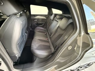 Peugeot 308 SW Hybrid 145 e-DSC6 GT Exclusive Vollaustattung