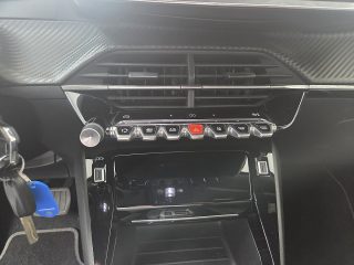 Peugeot 2008 PureTech 130 S&S Allure EAT8