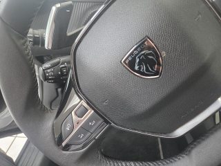Peugeot 2008 PureTech 130 S&S Allure EAT8