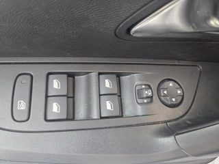 Peugeot 2008 PureTech 130 S&S Allure EAT8