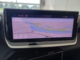 Peugeot 2008 PureTech 130 S&S Allure EAT8