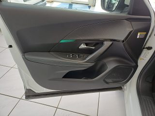Peugeot 2008 BlueHDi 130 S&S Allure Pack EAT8