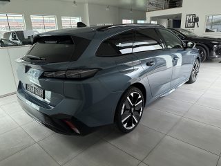 Peugeot 308 SW Hybrid 145 e-DSC6 GT