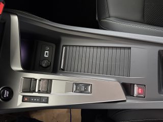 Peugeot 308 SW Hybrid 145 e-DSC6 GT