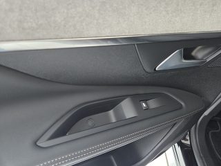 Peugeot 3008 PureTech 130 EAT8 GT