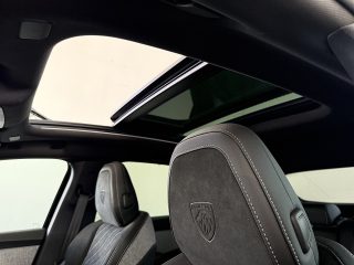 Peugeot 3008 GT Elektro 210 73kWh