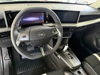 Opel Frontera 1.2 DI MHEV Ultimate Aut.