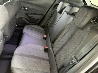 Peugeot 2008 Hybrid 110 e-DCS6 Allure