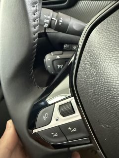 Peugeot 2008 Hybrid 110 e-DCS6 Allure
