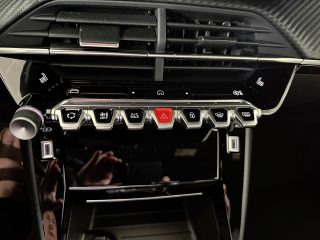 Peugeot 2008 Hybrid 110 e-DCS6 Allure