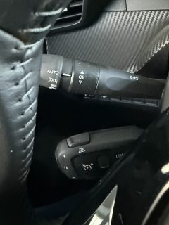 Peugeot 2008 Hybrid 145 e-DCS6 Allure
