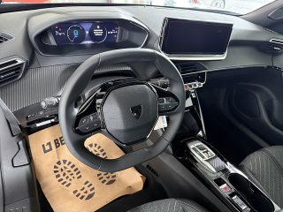 Peugeot 2008 Hybrid 145 e-DCS6 Allure