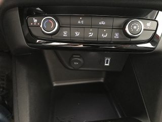 Opel Corsa 1,2 Edition 100 Winterpaket