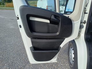 Peugeot Boxer 35+ L2H2 BlueHDi 165 S&S