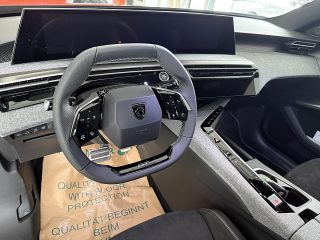 Peugeot 3008 GT EXCLUSIVE Plug-In Hybrid 195 e-DCS7